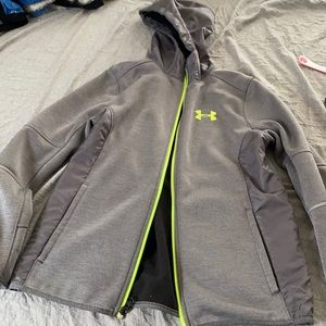 Boys under armour swacket size ylg
